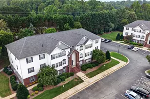 4290 Cedarcroft Ct, Greensboro, NC 27409 - Photo 5
