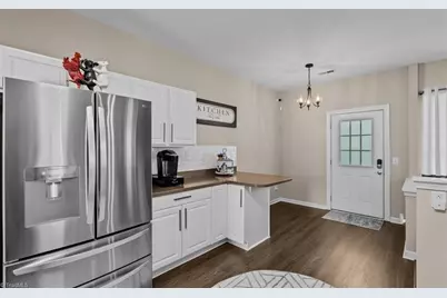 3428 Silverlake Court, Jamestown, NC 27282 - Photo 13