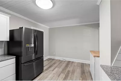 220 Broad Street, Mount Airy, NC 27030 - Photo 11