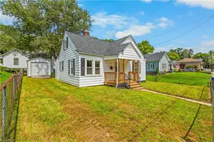 220 Broad St, Mount Airy, NC 27030 - Photo 5