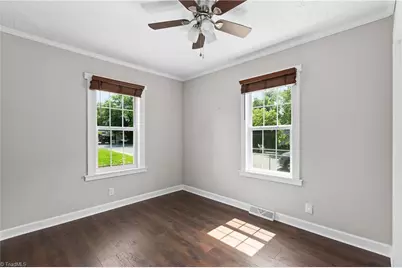 220 Broad Street, Mount Airy, NC 27030 - Photo 13
