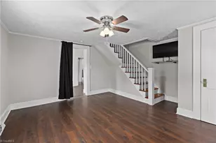220 Broad St, Mount Airy, NC 27030 - Photo 19