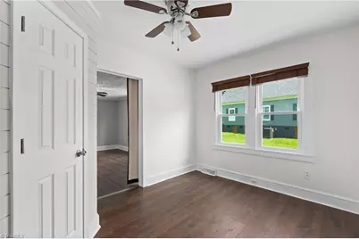 220 Broad Street, Mount Airy, NC 27030 - Photo 15