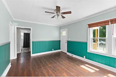 220 Broad Street, Mount Airy, NC 27030 - Photo 7