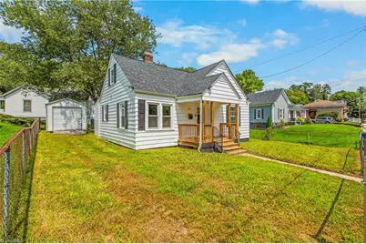 220 Broad Street, Mount Airy, NC 27030 - Photo 3