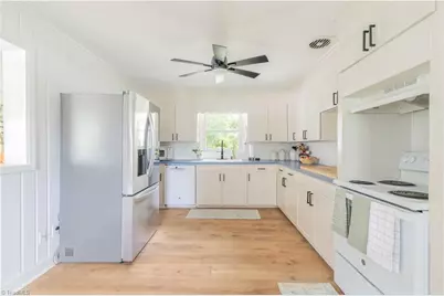 1826 Old Hollow Road, Walkertown, NC 27051 - Photo 5