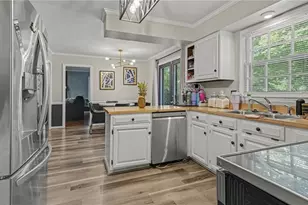3701 Sagamore Dr, Greensboro, NC 27410 - Photo 11