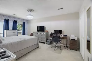 5325 Summerwood Dr, Greensboro, NC 27455 - Photo 17
