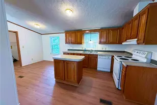 1042 Wells Creek Rd, Madison, NC 27025 - Photo 7