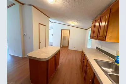 1042 Wells Creek Road, Madison, NC 27025 - Photo 11