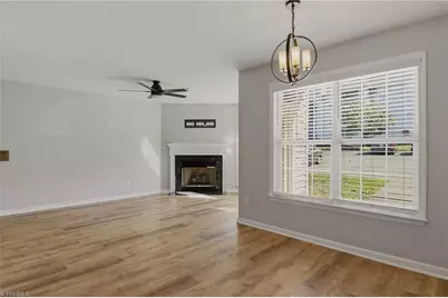 514 Rivertree Lane, Winston-Salem, NC 27103 - Photo 7