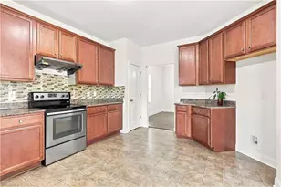 3890 Filton Dr, Greensboro, NC 27406 - Photo 13