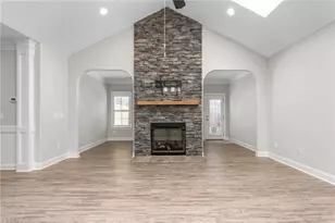 138 Dunvegan Ln, Burlington, NC 27215 - Photo 13