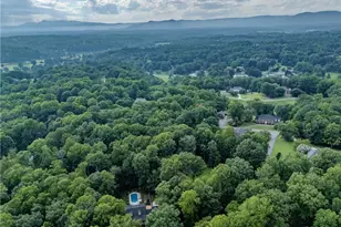 158 Oakmont Pl, Mount Airy, NC 27030 - Photo 9