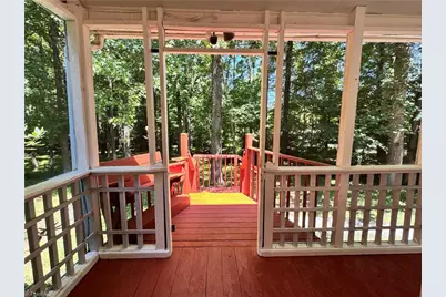 5121 W Wendover Avenue, Jamestown, NC 27282 - Photo 3