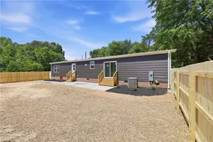 105 Elk Ln, Cooleemee, NC 27014 - Photo 15