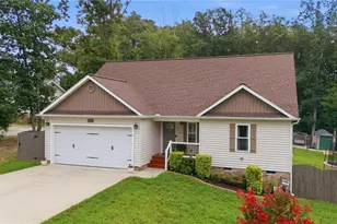 8504 Altavista Dr, Stokesdale, NC 27357 - Photo 9