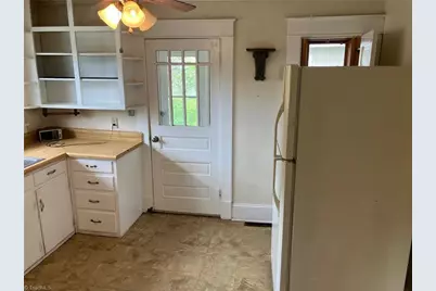 1618 Elwood Avenue, Greensboro, NC 27403 - Photo 13