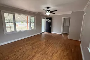 300 Dameron St, Eden, NC 27288 - Photo 9