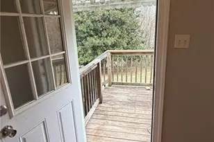 300 Dameron St, Eden, NC 27288 - Photo 5