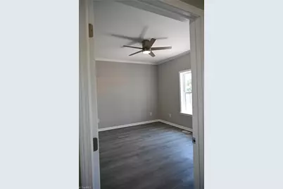 129 E Oakdale Street, Mount Airy, NC 27030 - Photo 17