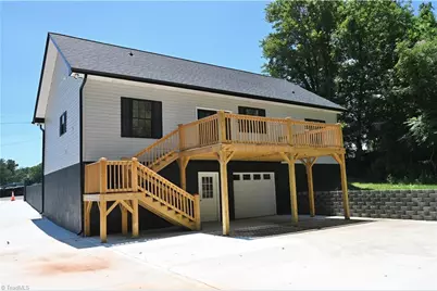 129 E Oakdale Street, Mount Airy, NC 27030 - Photo 21