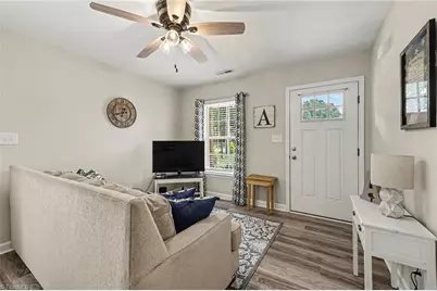 408 Jarrett Street, Thomasville, NC 27360 - Photo 5