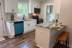 315 Small St, Thomasville, NC 27360 - Photo 7