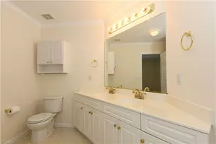 5607 Wellsley Dr W, Greensboro, NC 27407 - Photo 25