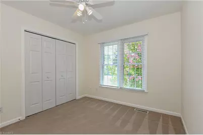 5607 Wellsley Drive W, Greensboro, NC 27407 - Photo 27