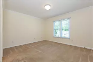 5607 Wellsley Dr W, Greensboro, NC 27407 - Photo 19