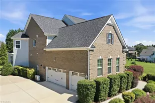 4403 Bonnie Loch Dr, Burlington, NC 27215 - Photo 3