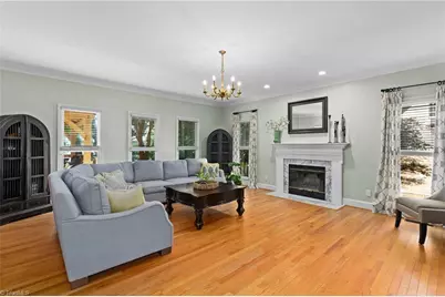 3210 Peninsula Drive, Jamestown, NC 27282 - Photo 9