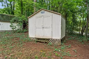 1500 Pebblebrook Rd, Winston-Salem, NC 27105 - Photo 29