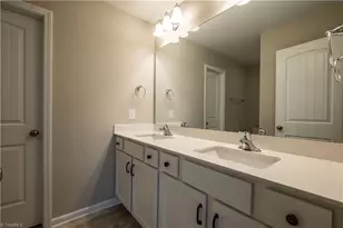 112 Tallwood Dr, Elkin, NC 28621 - Photo 9