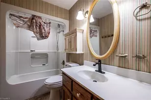 173 Old Meadowbrook Ln, Elkin, NC 28621 - Photo 17