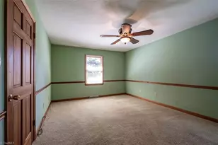 173 Old Meadowbrook Ln, Elkin, NC 28621 - Photo 21