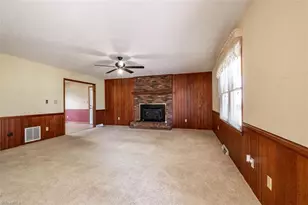 173 Old Meadowbrook Ln, Elkin, NC 28621 - Photo 9