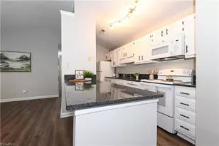 5934 W Friendly Ave, Greensboro, NC 27410 - Photo 5