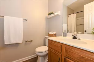 5934 W Friendly Ave, Greensboro, NC 27410 - Photo 19
