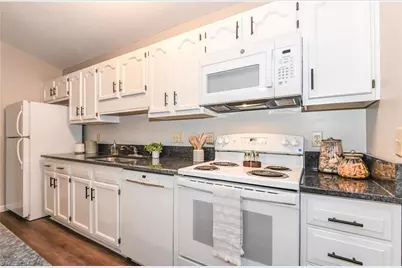 5934 W Friendly Avenue #K, Greensboro, NC 27410 - Photo 7