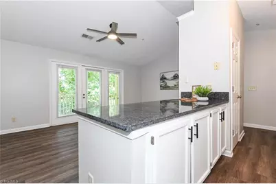 5934 W Friendly Avenue #K, Greensboro, NC 27410 - Photo 9