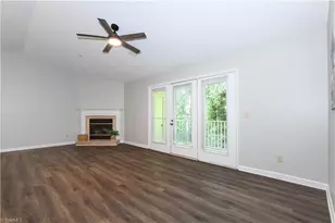5934 W Friendly Ave, Greensboro, NC 27410 - Photo 15