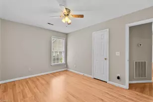 2325 Meadow Gate Dr, Greensboro, NC 27455 - Photo 25