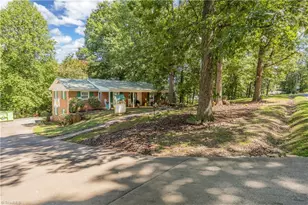 328 Oakgrove Rd, Asheboro, NC 27205 - Photo 5