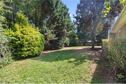 5702 Fountain Head Drive, Greensboro, NC 27455 - Photo 23