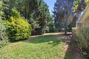 5702 Fountainhead Dr, Greensboro, NC 27455 - Photo 23