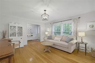 1711 Three Meadows Rd, Greensboro, NC 27455 - Photo 7