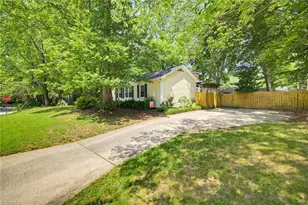 1711 Three Meadows Rd, Greensboro, NC 27455 - Photo 35