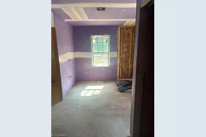 721 N Fayetteville Street, Liberty, NC 27298 - Photo 5